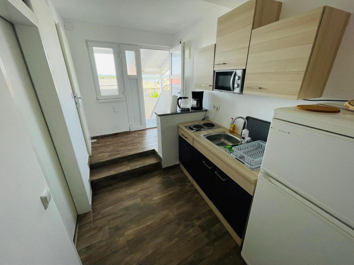Beauty Living Jasmina Apartment Punat Exterior photo